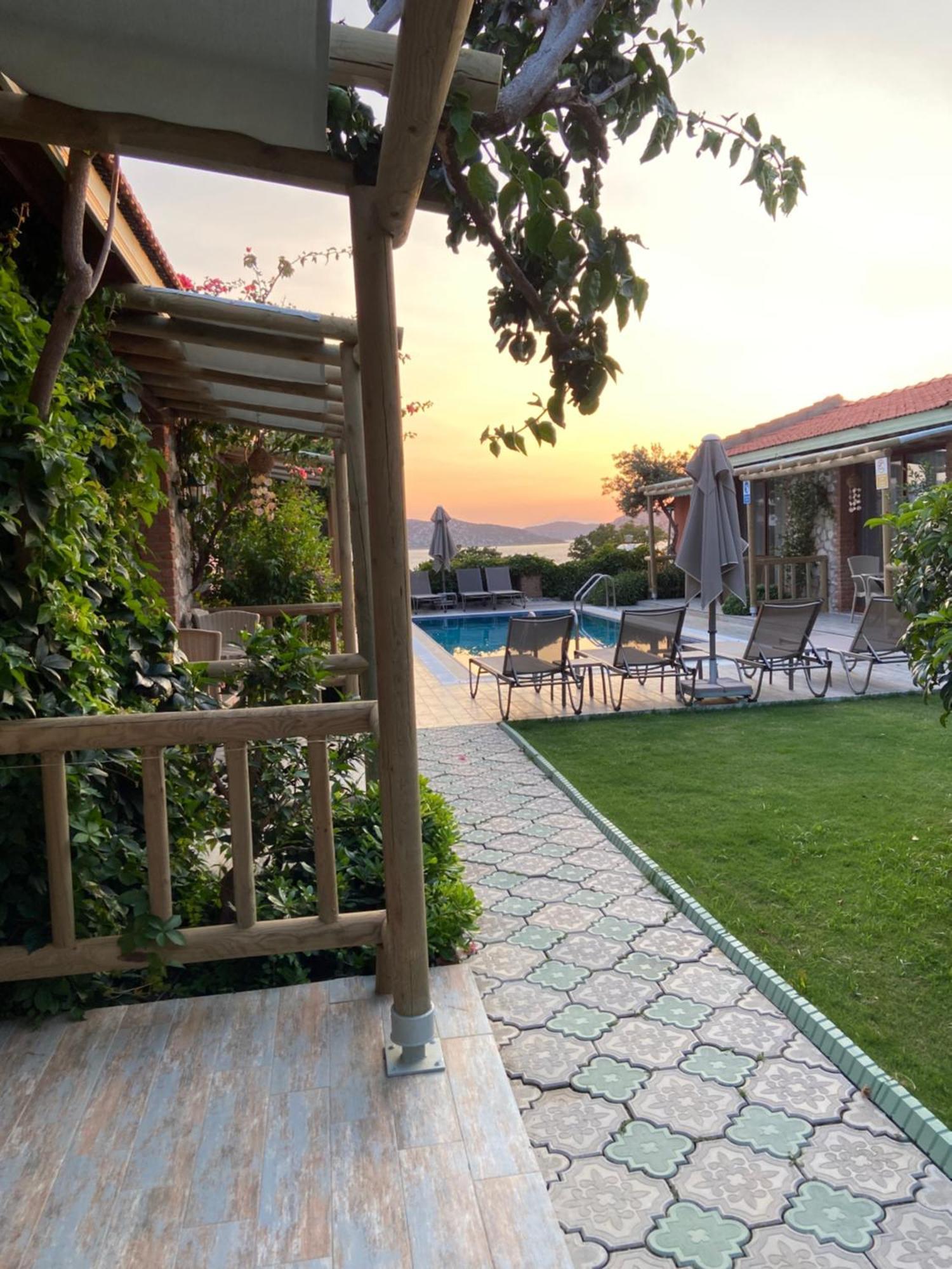 Suna House سوغوت المظهر الخارجي الصورة